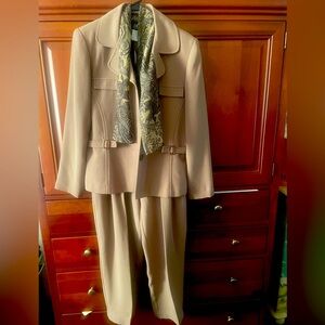 Vintage JSJ 2Pc. Suit with Attached Paisley Scarf